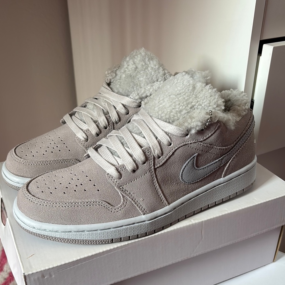 Nike Gray Suede Sneakers with Shearling Lining